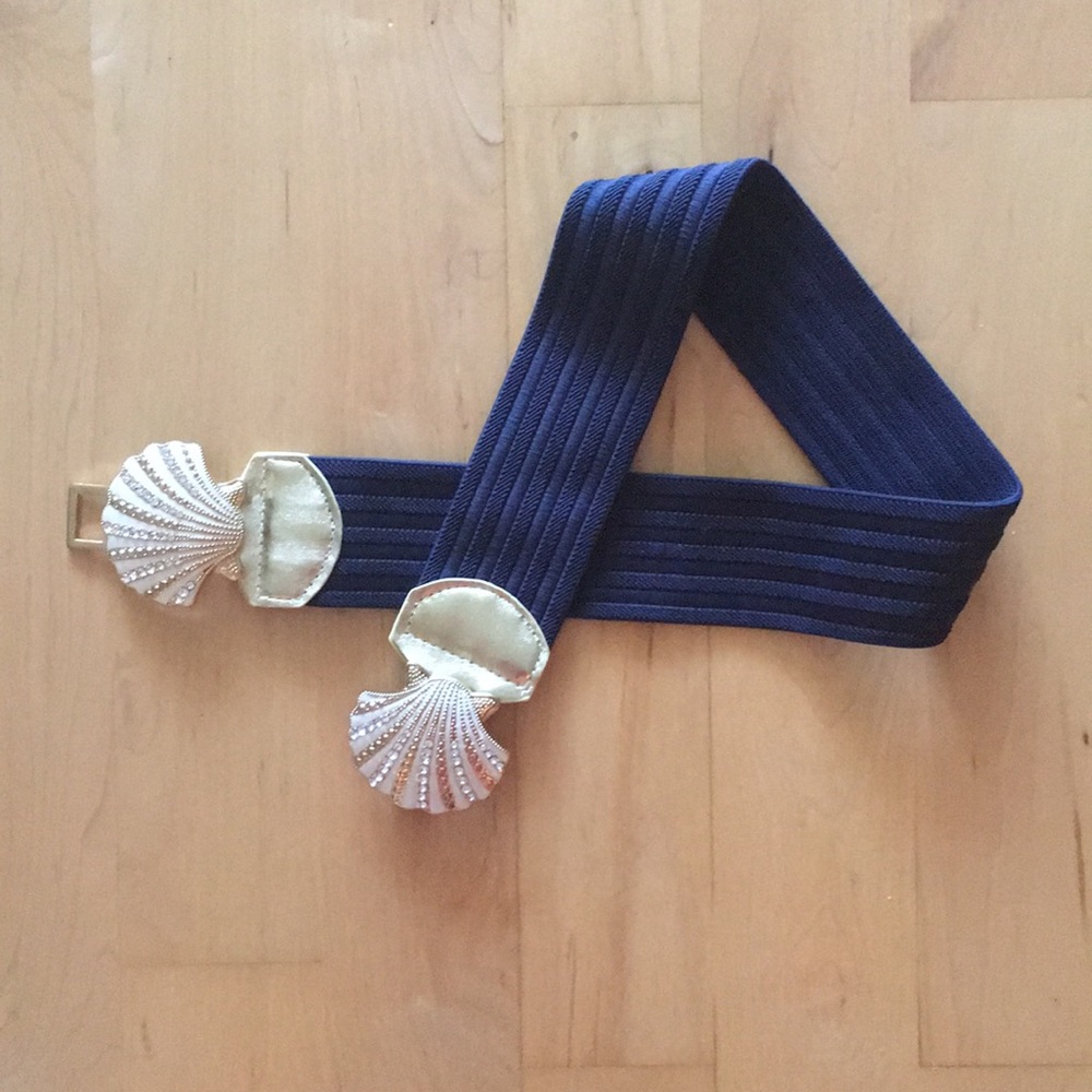 Navy Seashell Lilly Pulitzer Waist-Belt